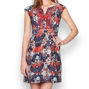 Adrianna Papell Dress Red White Blue Floral Embroidered‎ Neck Detail Tie Waist 4
